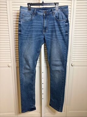 The Perfect Jean Nyc Slim Men's Jeans in Medium Blue Wash Size 34 x 34